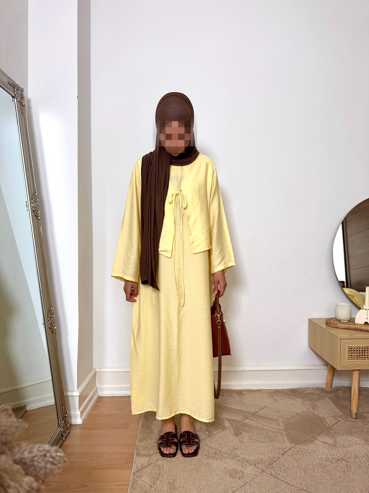 Set Ayaan