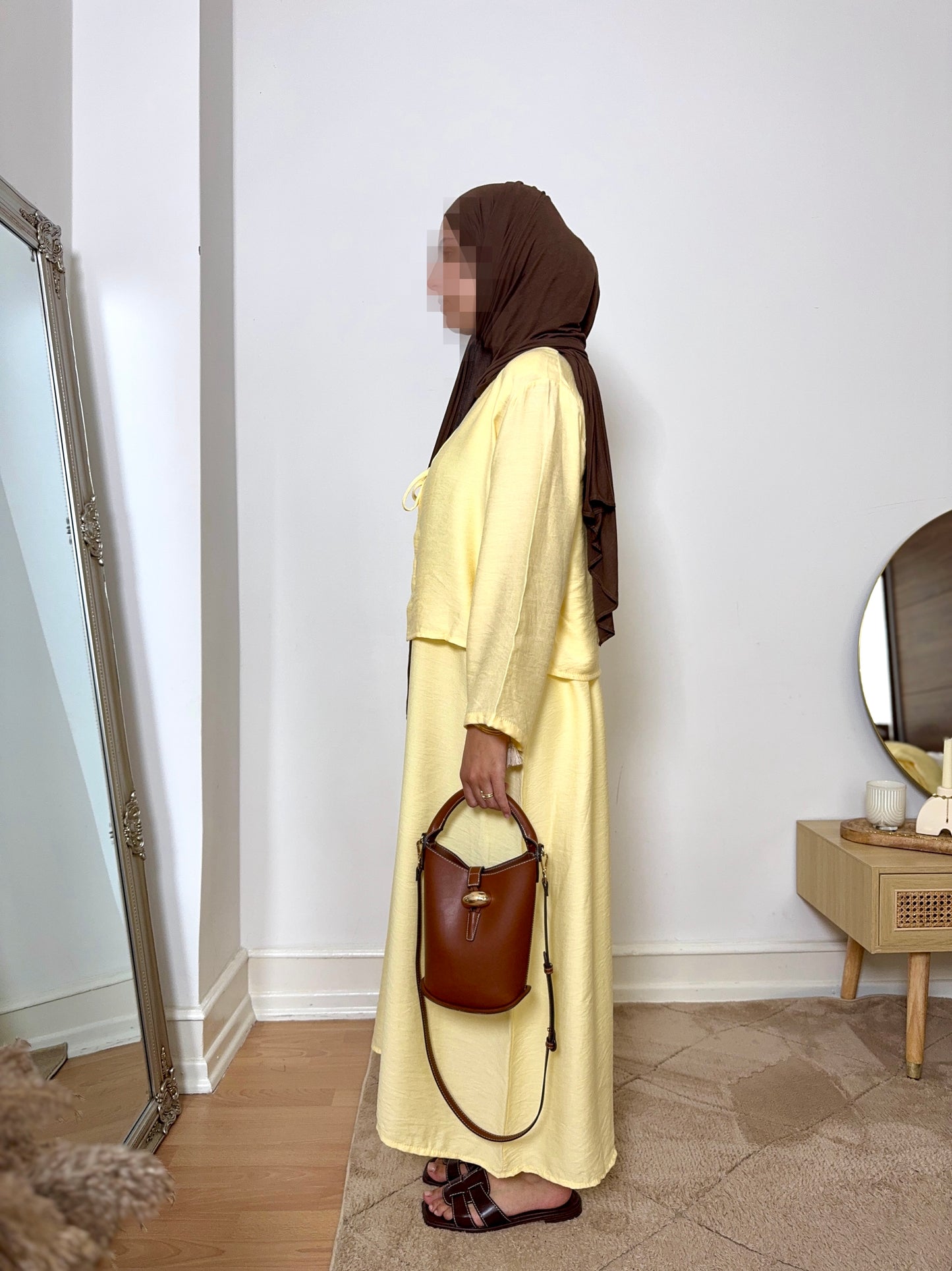 Set Ayaan